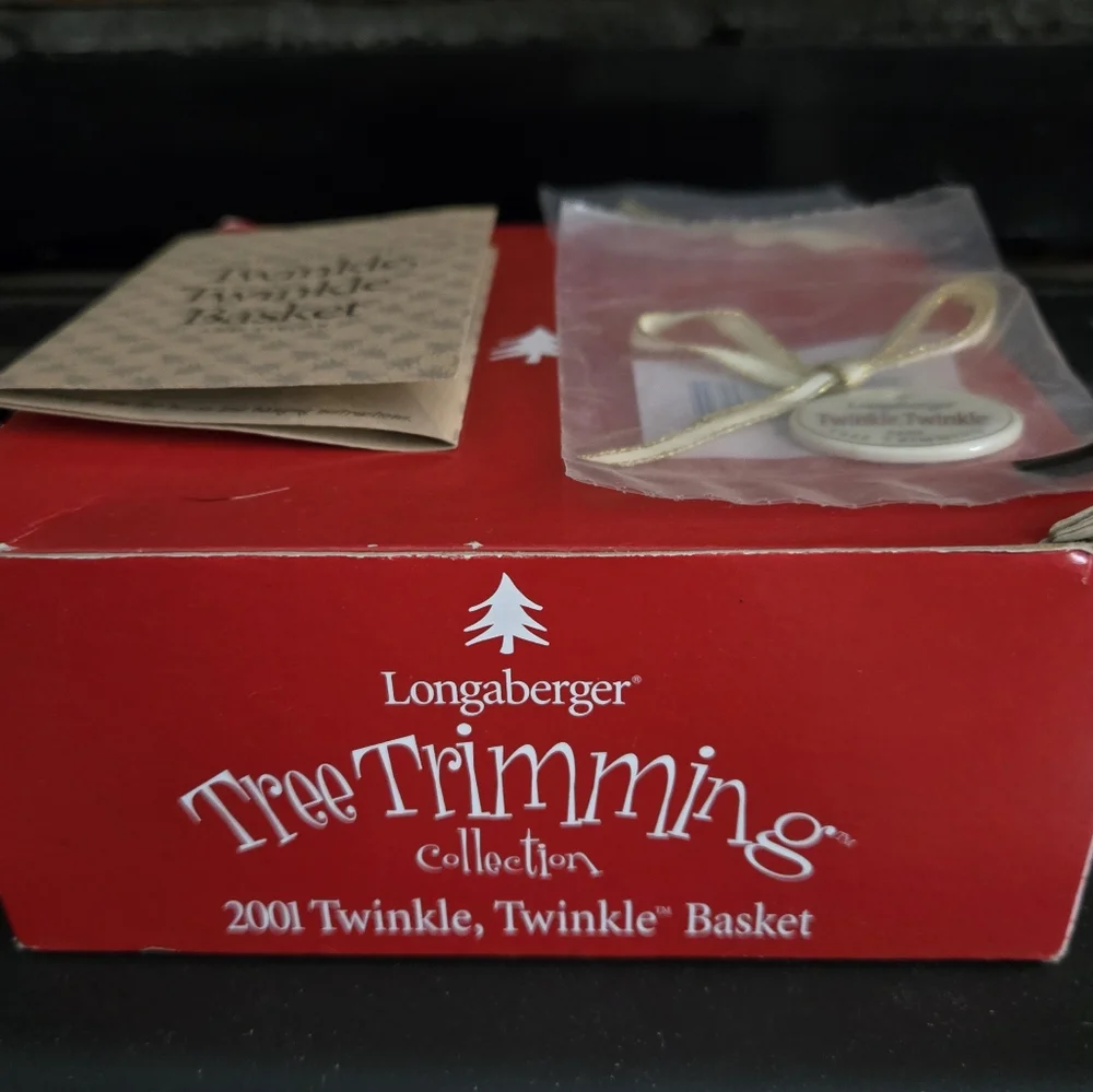 Longaberger 2001 Tree Trimming Red Star Basket Fabric Liner TieOns Box Christmas